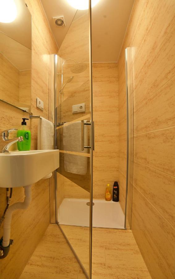 Apartamentos Barrio Humedo Catedral 2 León Kültér fotó